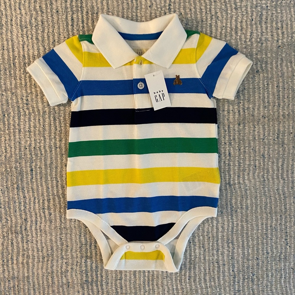 NWT Set of Three Gap 6-12month Boys Onesies - Picture 2 of 7